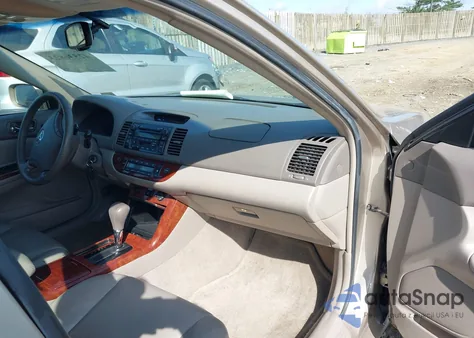 2006 Toyota Camry Xle V6 from USA, damaged, VIN 4T1BF30K06U120002